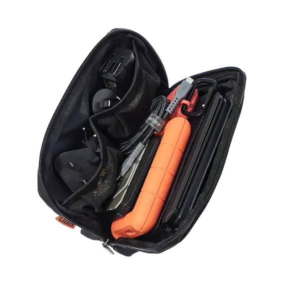 UAG 3-in-1 Travel/Desktop Wireless Charger + Case - Image 3